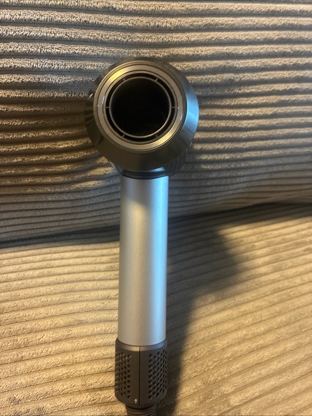 Dyson Supersonic HD11 Professional Hair Dryer - 11ft cord Salon Version - Picture 4 of 11